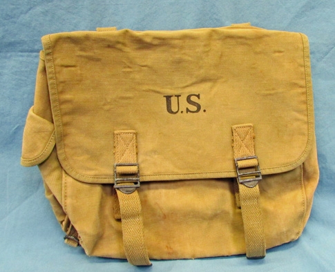 Stewart&#39;s Military Antiques - - US WWII Musette Bag, Jeff QMD 1944, Rubberized - $65.00